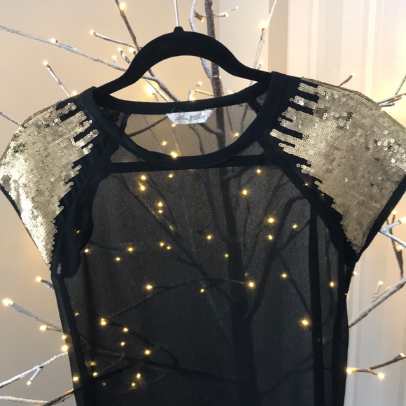 Blouse - Picture 2 of 3